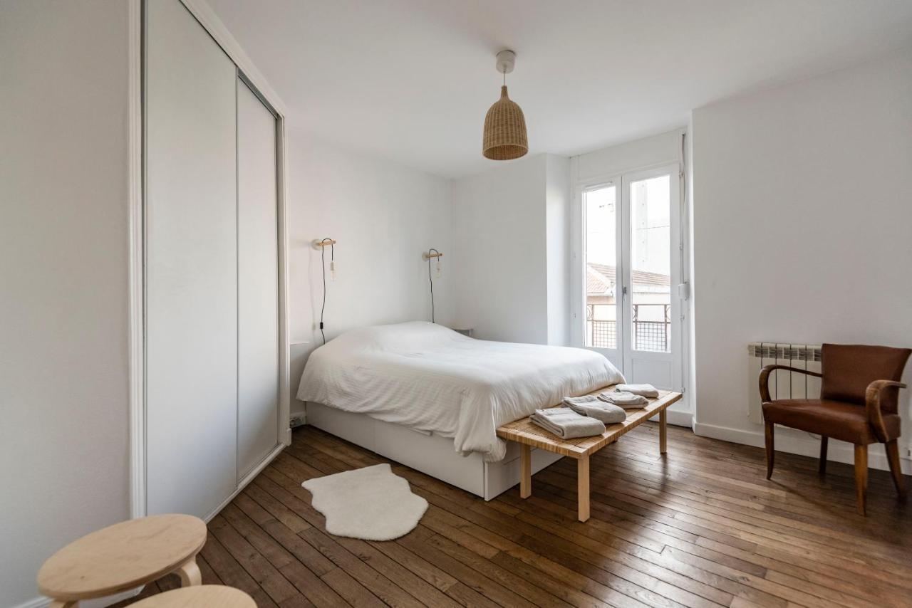 Appartement cosy à 10 min à pieds de la gare Reims Esterno foto